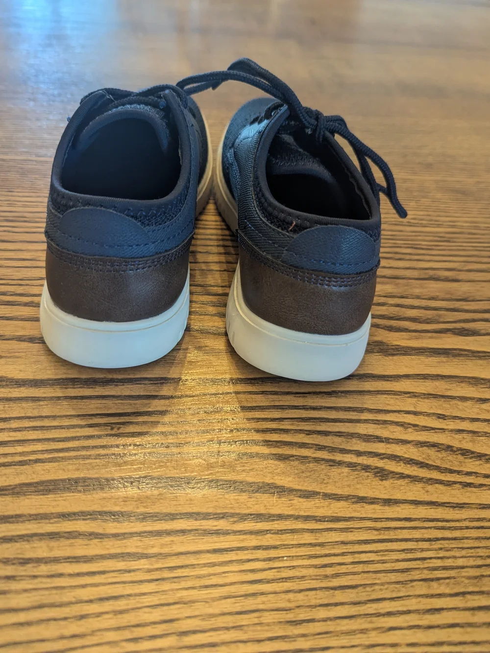NWOT Steve Madden Big Boys 2Y Blue Dawes Lace Up Knit Sneaker